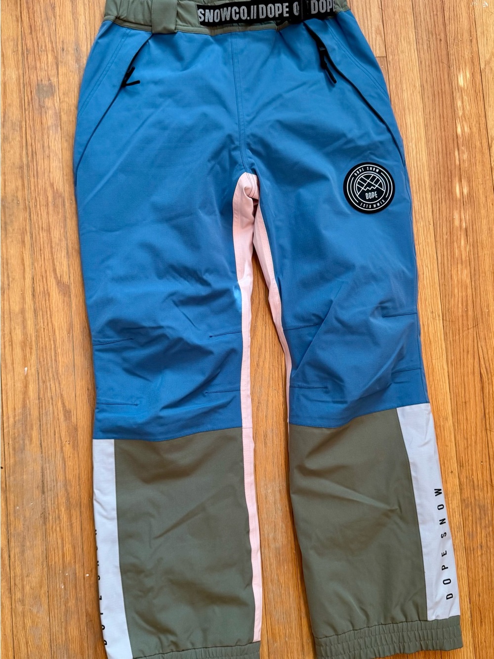 DOPE Women’s Blue Green Colorblock Ski Pants